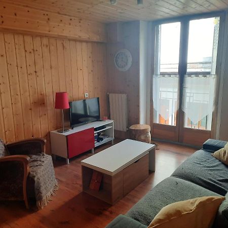 Apartamento Le Cocon Bagnères-de-Luchon Exterior foto