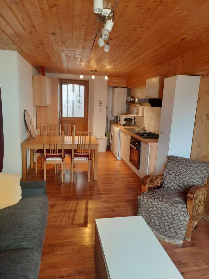 Apartamento Le Cocon Bagnères-de-Luchon Exterior foto